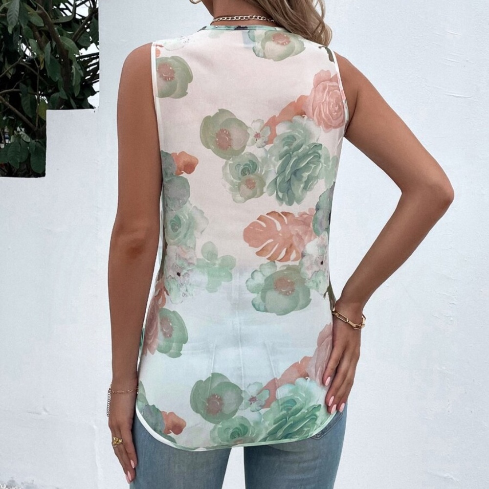 Boho Floral Print Overlap Sleeveless Blouse - Picture 8 of 8
